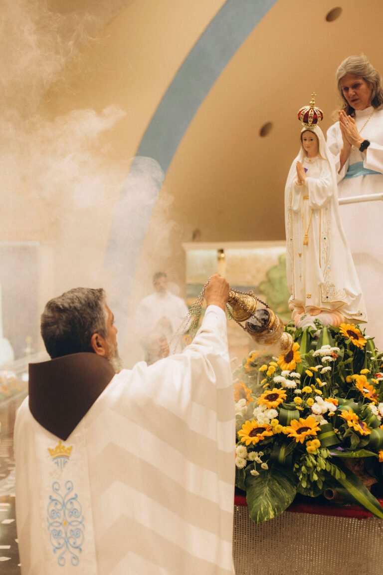 “Que Nossa Senhora de Fátima nos ajude a sermos peregrinos da esperança”. Segundo dia da Trezena de N. Sra. de Fátima 2024